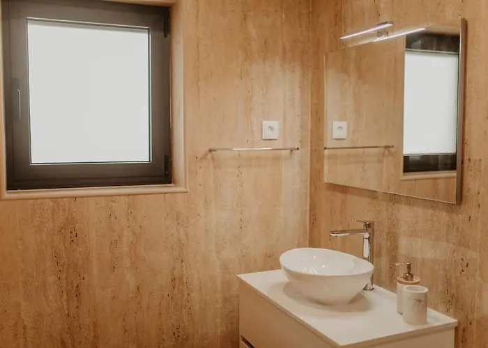 Antas Family Villa *